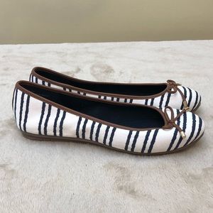 COACH AND FOUR FLATS